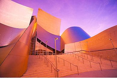 《影之刃零》地图是无缝非线性的 类似经典魂游